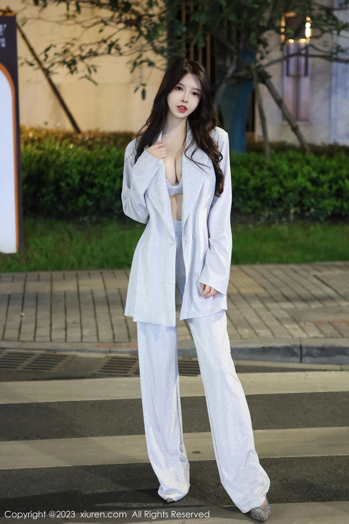 [XiuRen]高清写真图 2023.04.20 No.6605 玉兔miki 时尚美腿