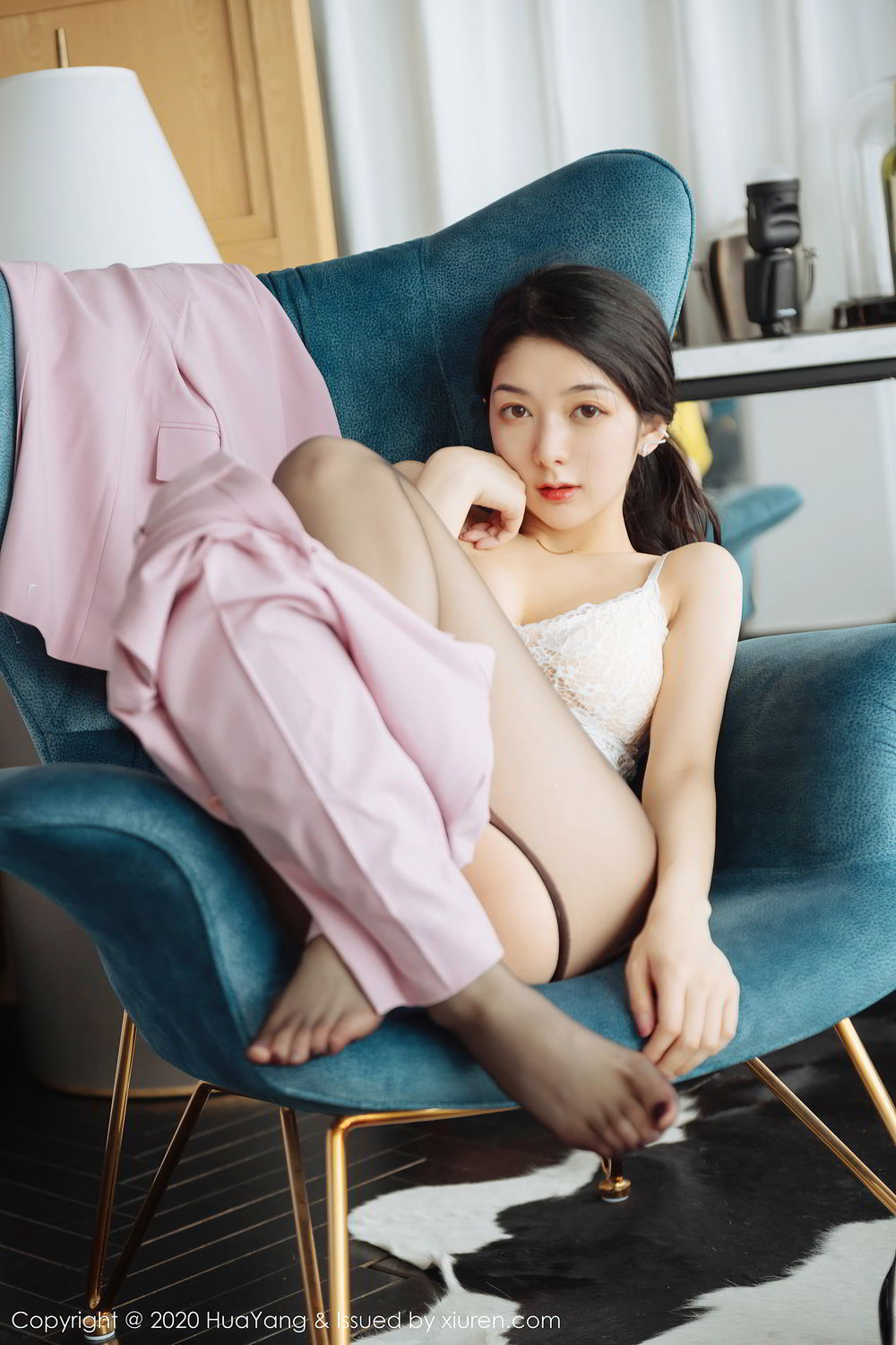 [HuaYang]高清写真图 2020.07.15 VOL.255 Angela小热巴