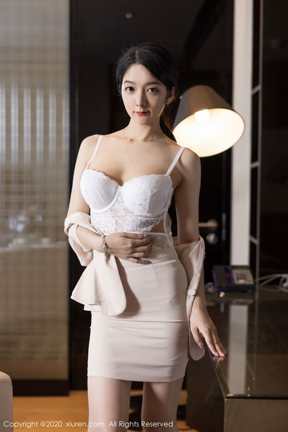 [XiuRen]高清写真图 2020.09.29 No.2619 Angela小热巴