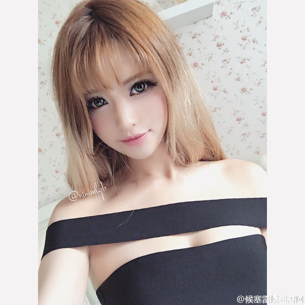 丁旎 身材比例超完美的娃娃脸车模