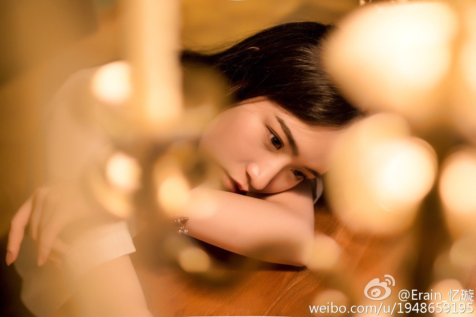 喵小兔了个宅 微博私房写真图