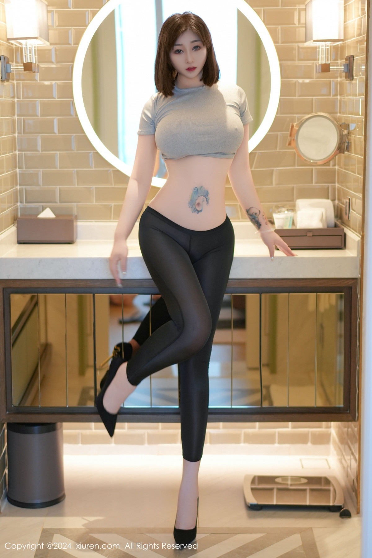 [XiuRen]高清写真图 2024.09.13 No.9153 妲己_Toxic 黑丝美臀