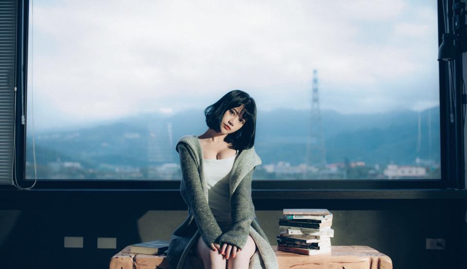 李优Uriko 日系空灵女孩冷艳写真图