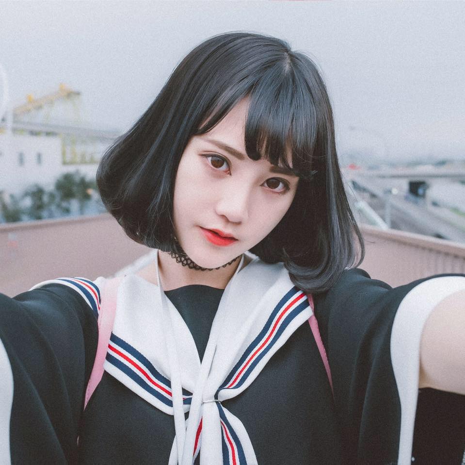 李优Uriko 日系空灵女孩冷艳写真图
