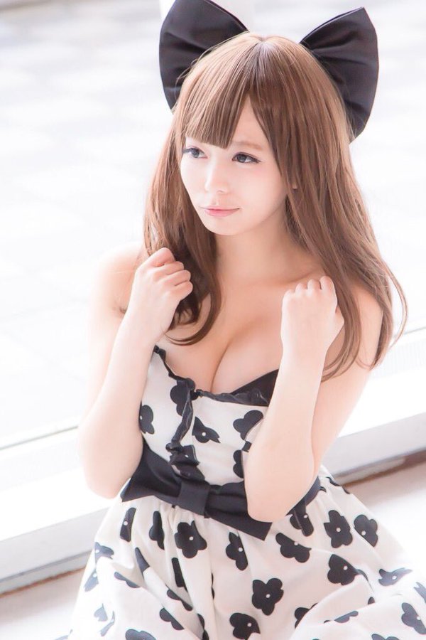 早瀬みる 童颜巨乳Coser极品角色扮演