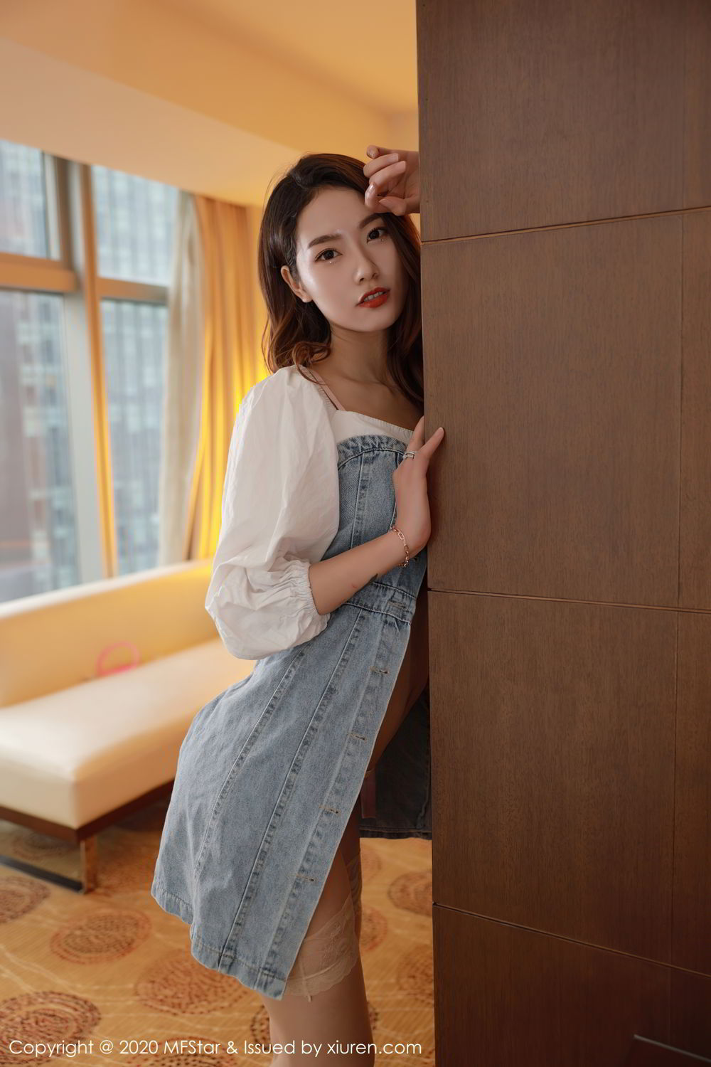 [MFStar]高清写真图 2020.11.18 VOL.414 方子萱