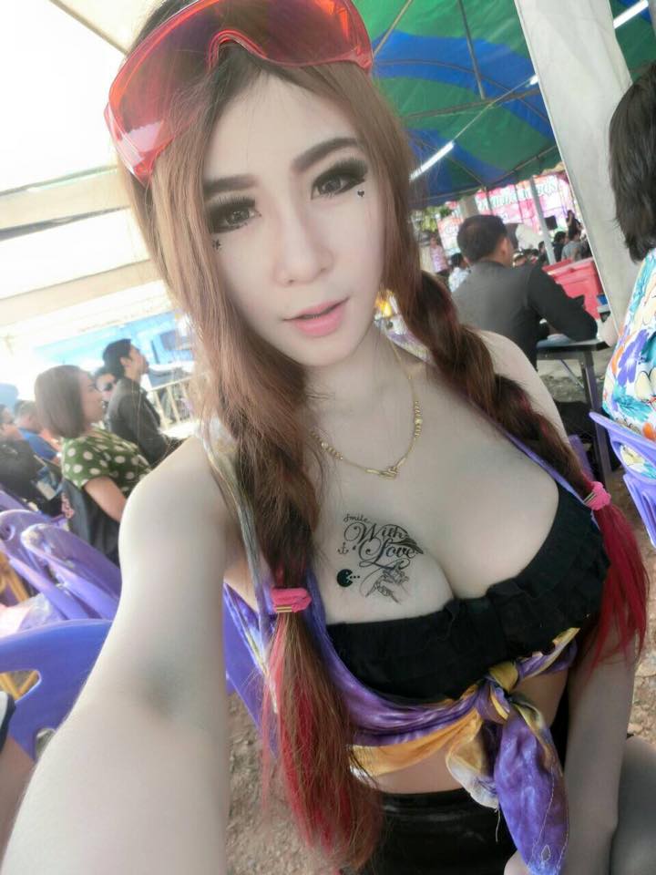 魏朱达(Wichooda Cheuychom) 泰国美女爆乳私房写真图