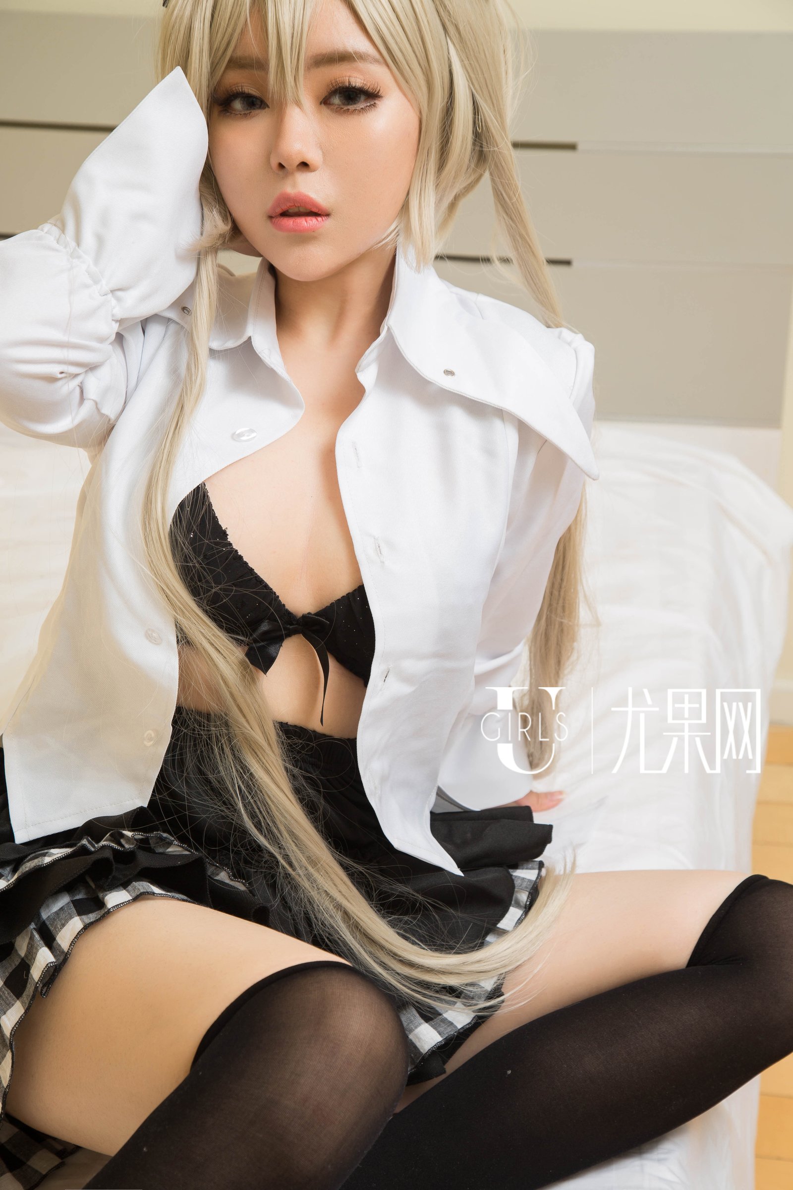 素衣、杨子惜 [Ugirls尤果网]高清写真图第178期 扑通扑通LOVE