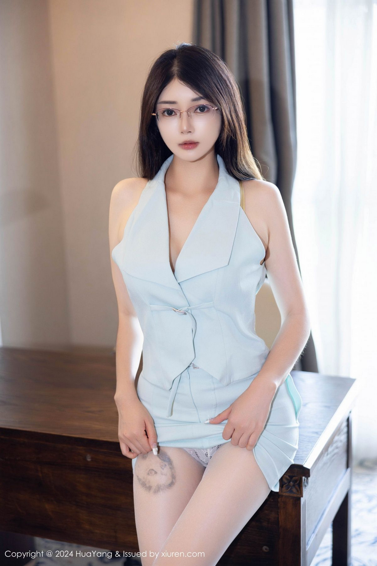 [HuaYang]高清写真图 2024.09.19 VOL.608 凯竹Quinn 丝袜美臀