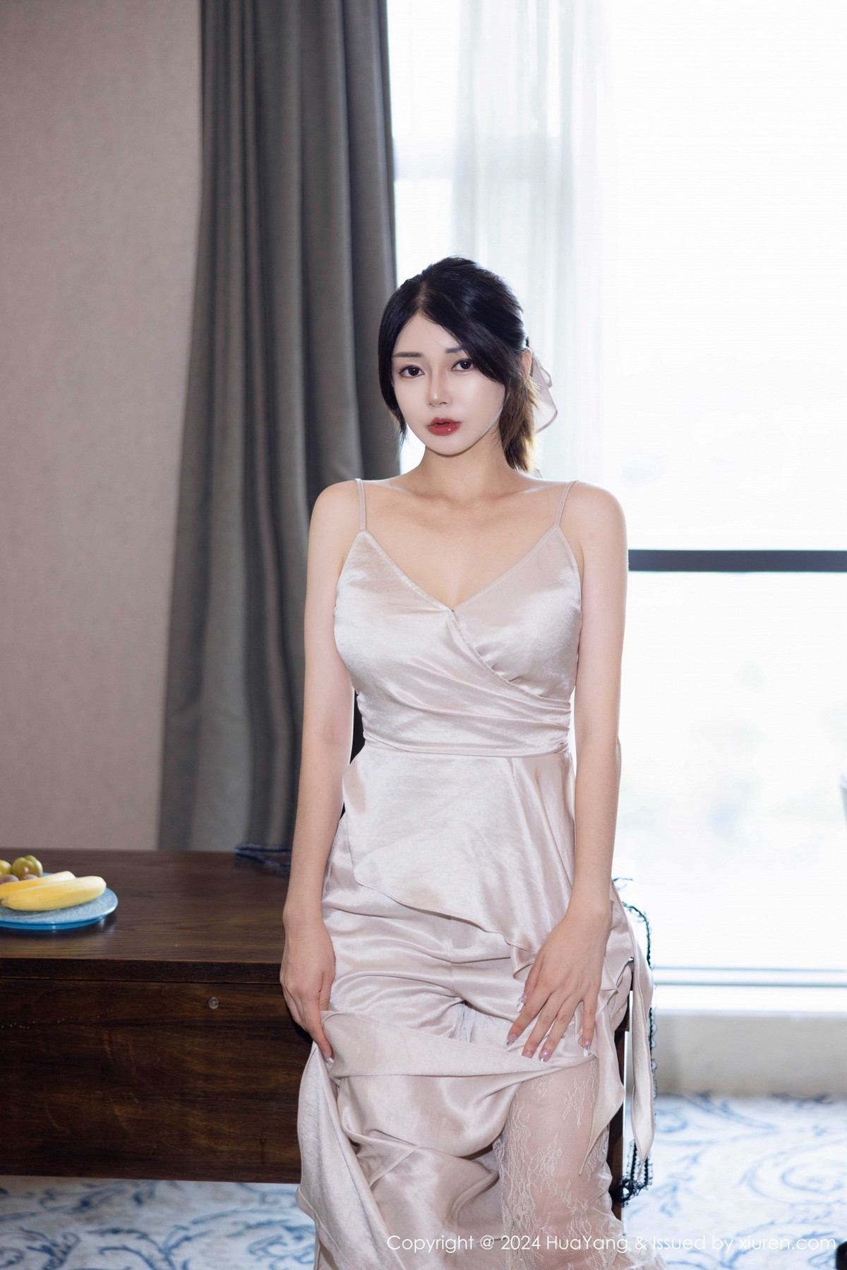 [HuaYang]高清写真图 2024.10.16 VOL.613 凯竹Quinn 丝袜美腿