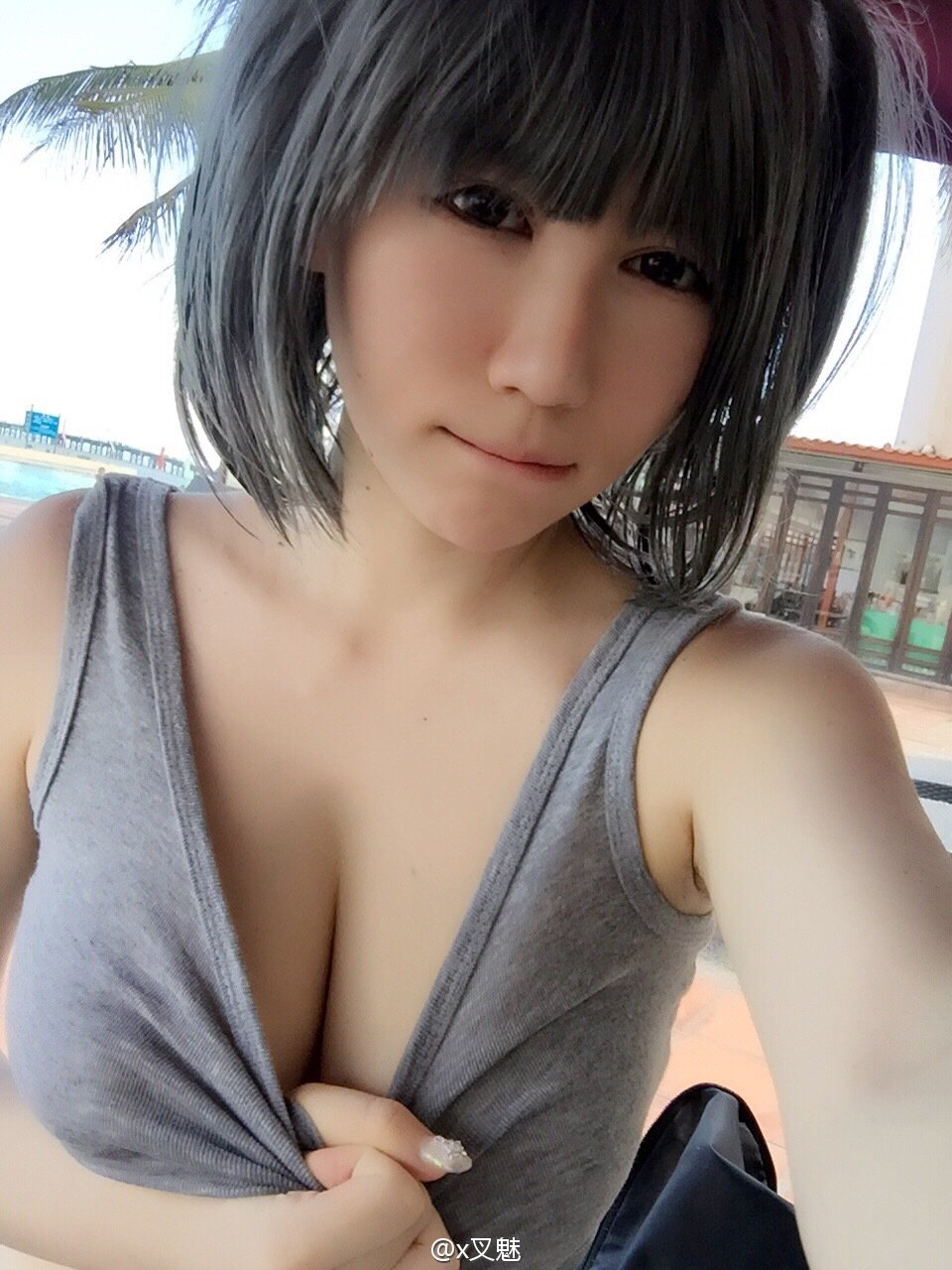 x叉魅 大胸妹微博私房照诱惑写真图