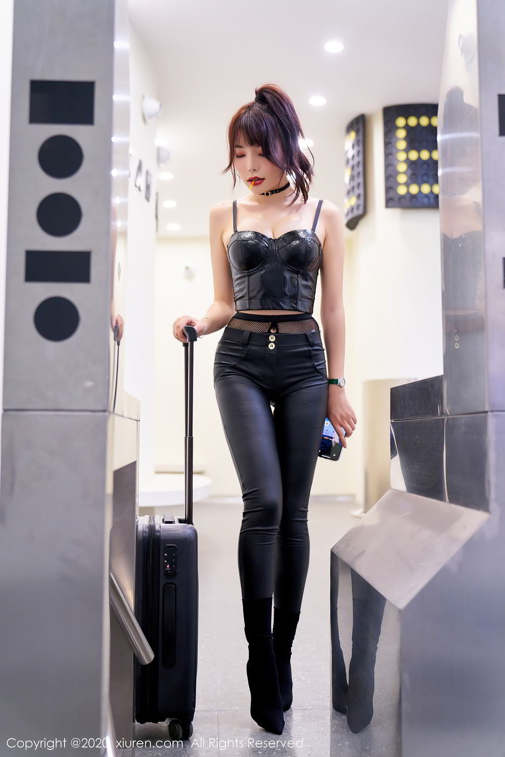 [XiuRen]高清写真图 2020.12.21 No.2921 芝芝Booty