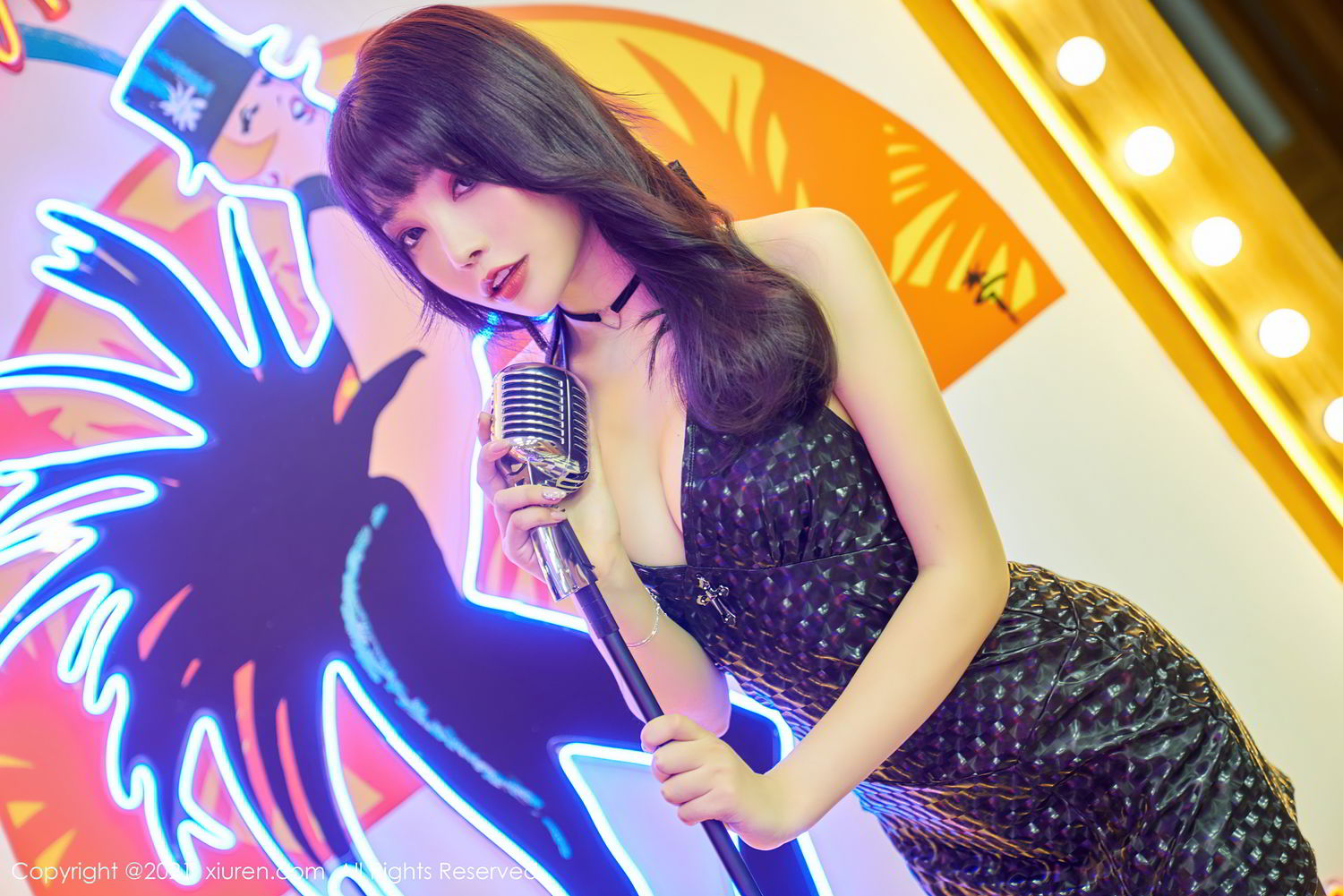 [XiuRen]高清写真图 2021.01.08 No.2986 芝芝Booty