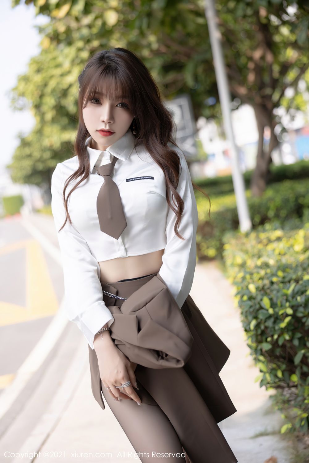 [XiuRen]高清写真图 2021.12.03 No.4299 芝芝Booty