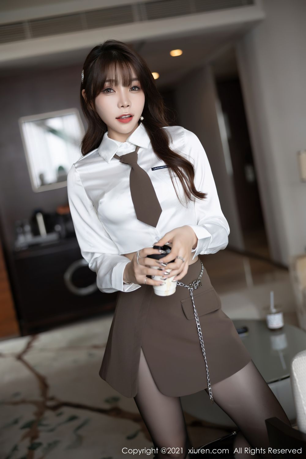 [XiuRen]高清写真图 2021.12.03 No.4299 芝芝Booty