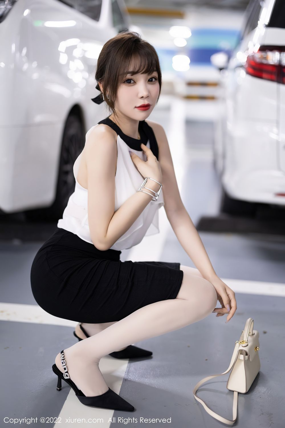 [XiuRen]高清写真图 2022.08.26 No.5500 徐莉芝Booty
