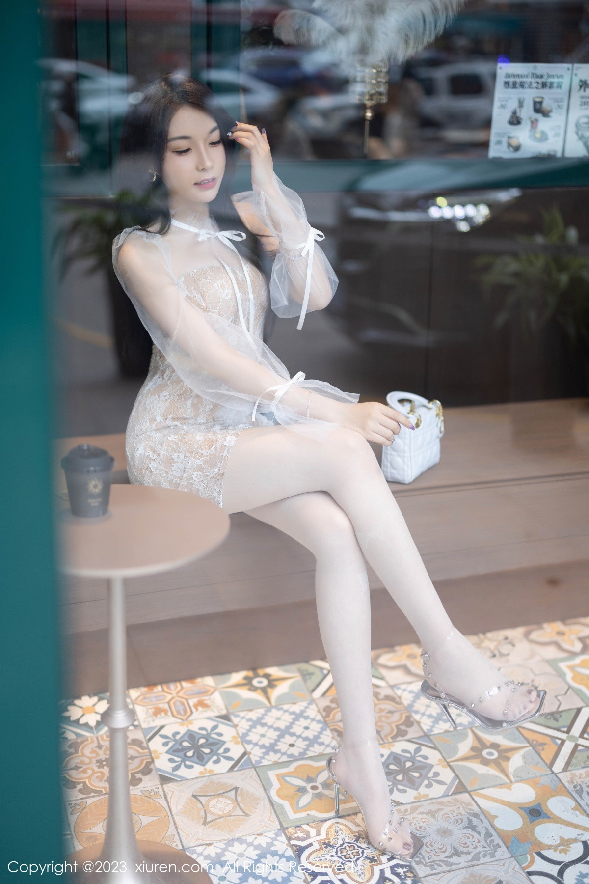 [XiuRen]高清写真图 2023.07.20 No.7112 徐莉芝Booty 娇美身段