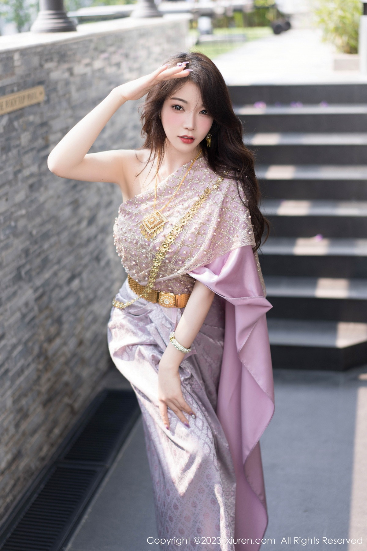 [XiuRen]高清写真图 2023.07.31 No.7164 徐莉芝Booty 长裙美腿