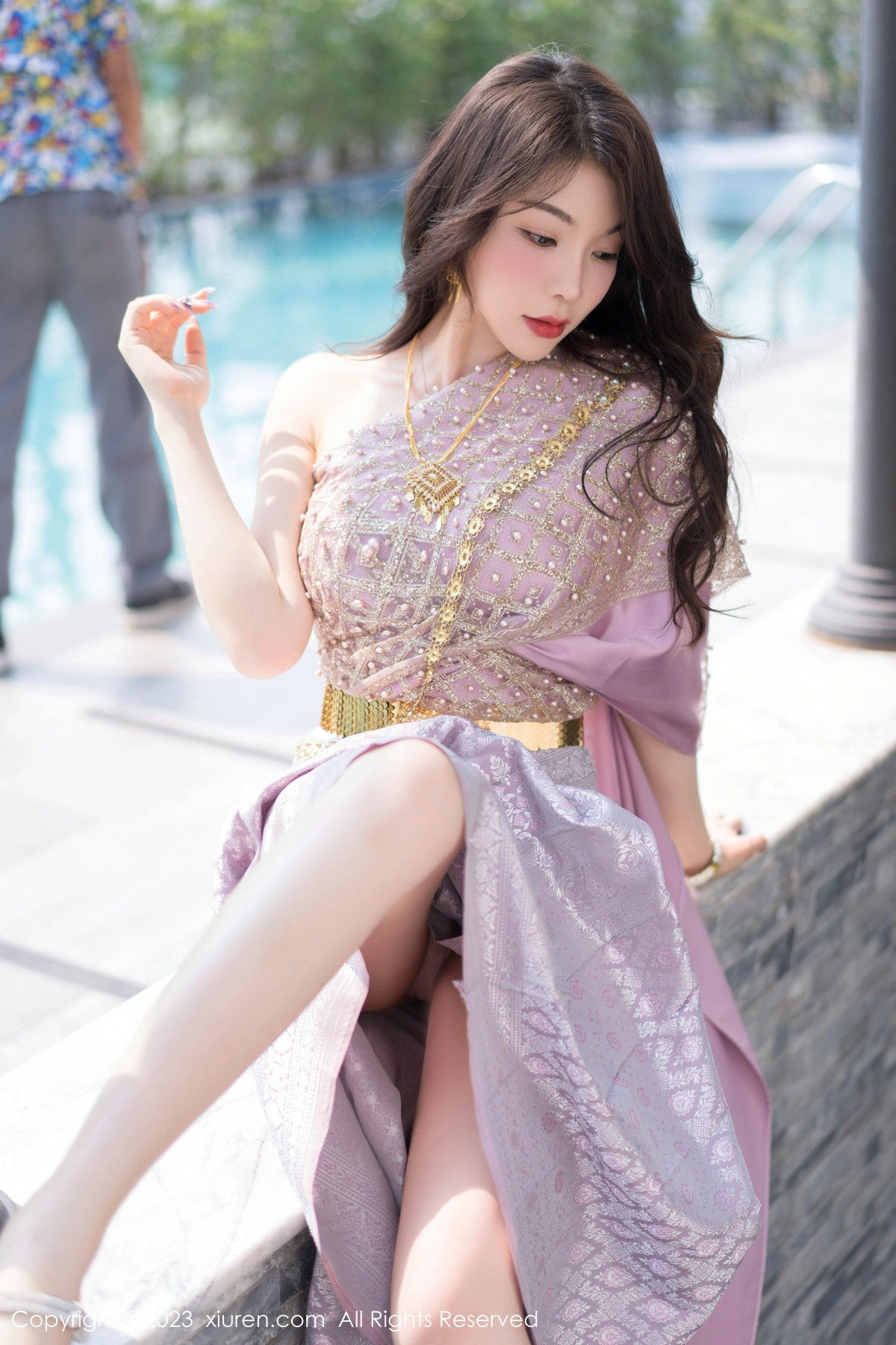 [XiuRen]高清写真图 2023.07.31 No.7164 徐莉芝Booty 长裙美腿