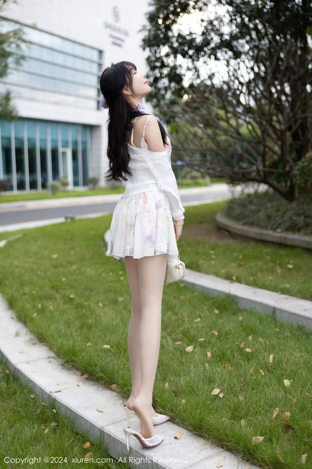 [XiuRen]高清写真图 2024.01.12 No.7959 徐莉芝Booty 清纯美腿