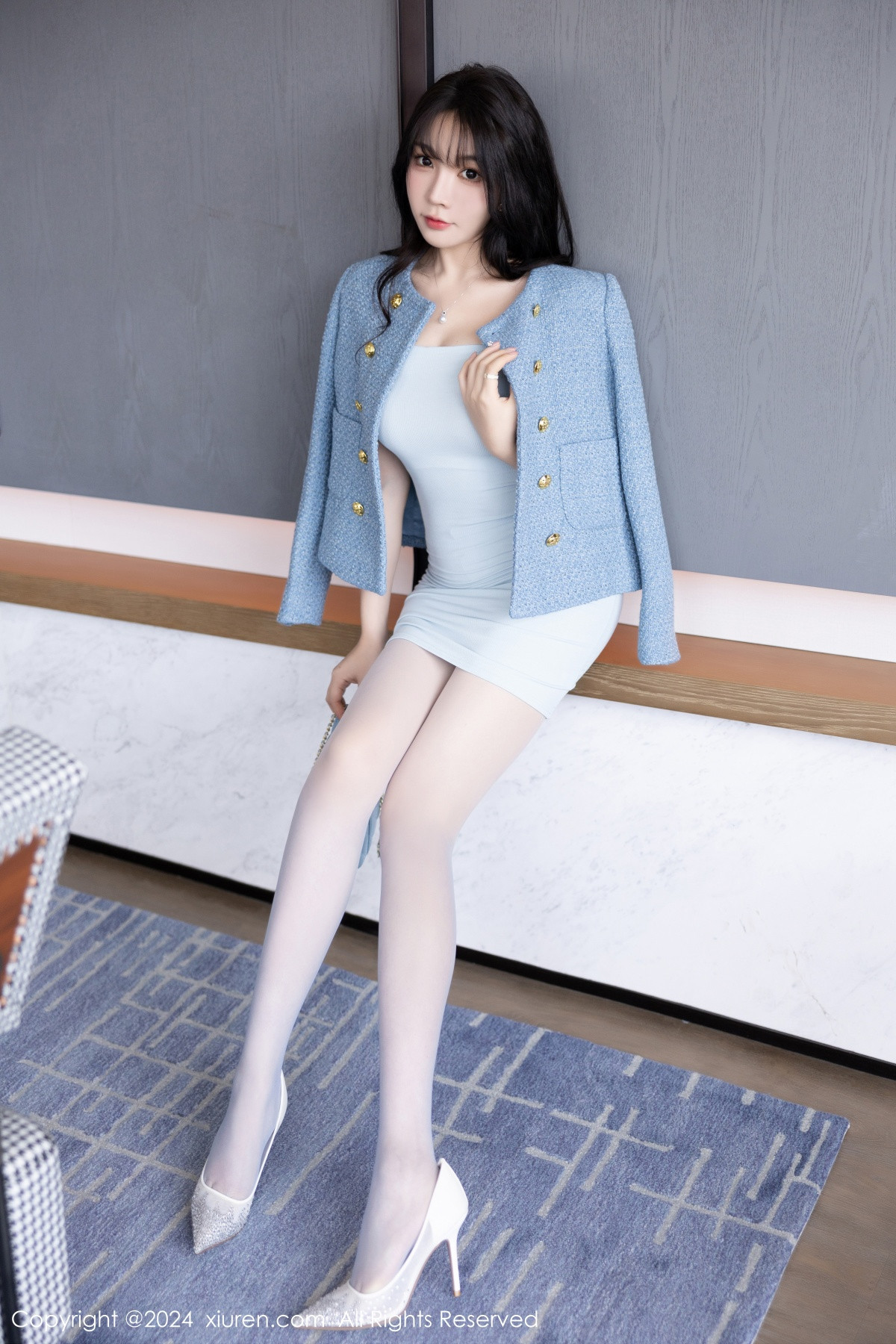 [XiuRen]高清写真图 2024.01.17 No.7976 徐莉芝Booty 丝袜美臀