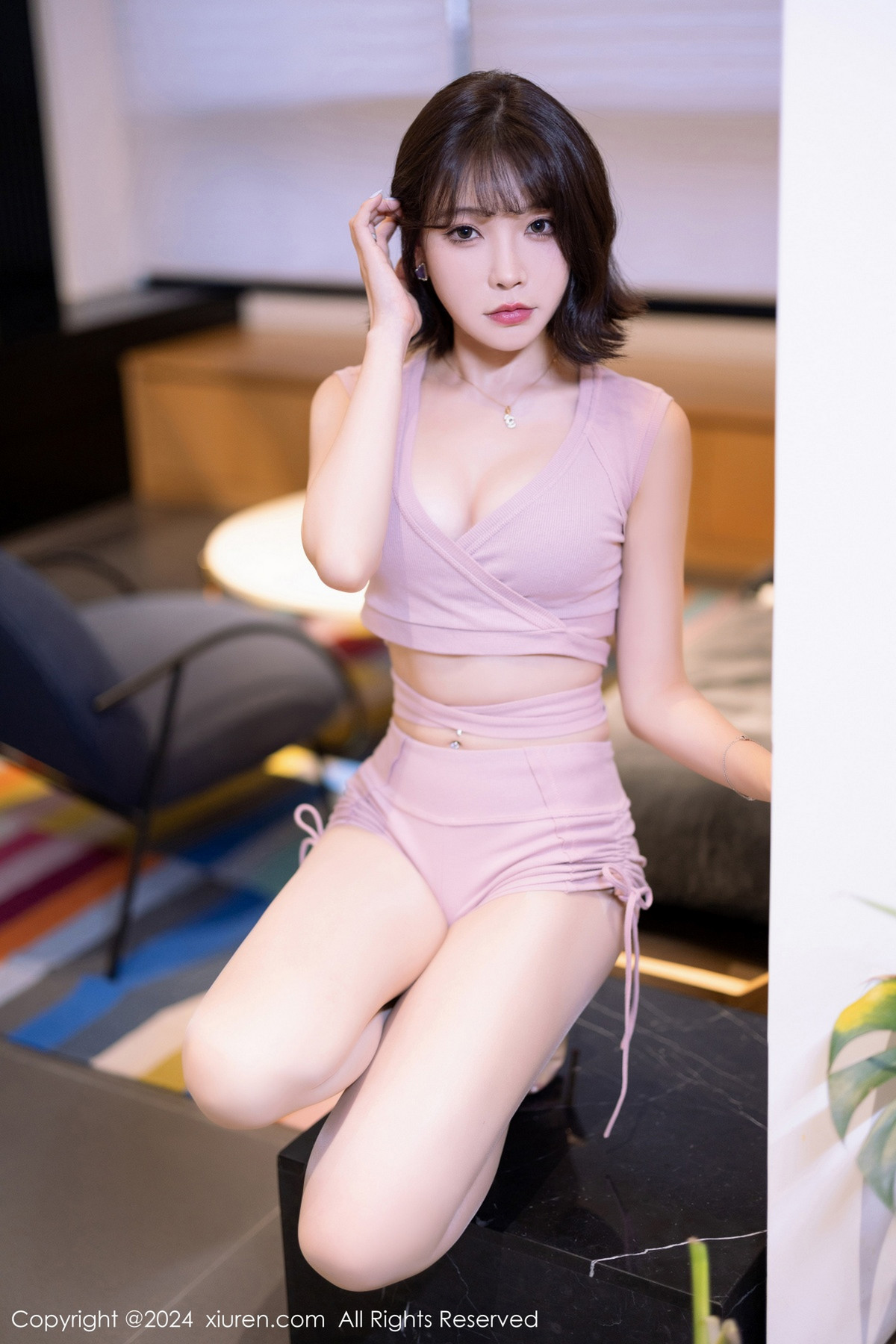 [XiuRen]高清写真图 2024.07.10 No.8836 徐莉芝Booty 丝袜美臀