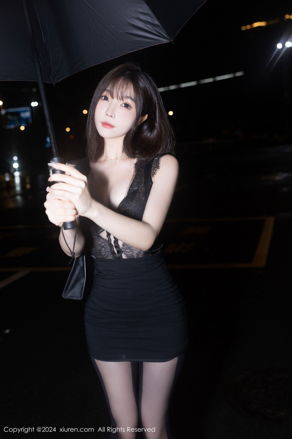[XiuRen]高清写真图 2024.09.13 No.9157 徐莉芝Booty 美腿黑丝