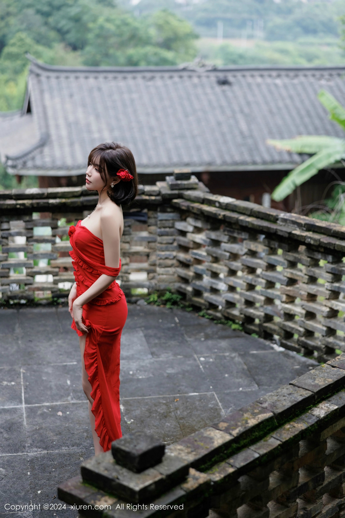[XiuRen]高清写真图 2024.11.14 No.9449 徐莉芝Booty 黑丝美腿