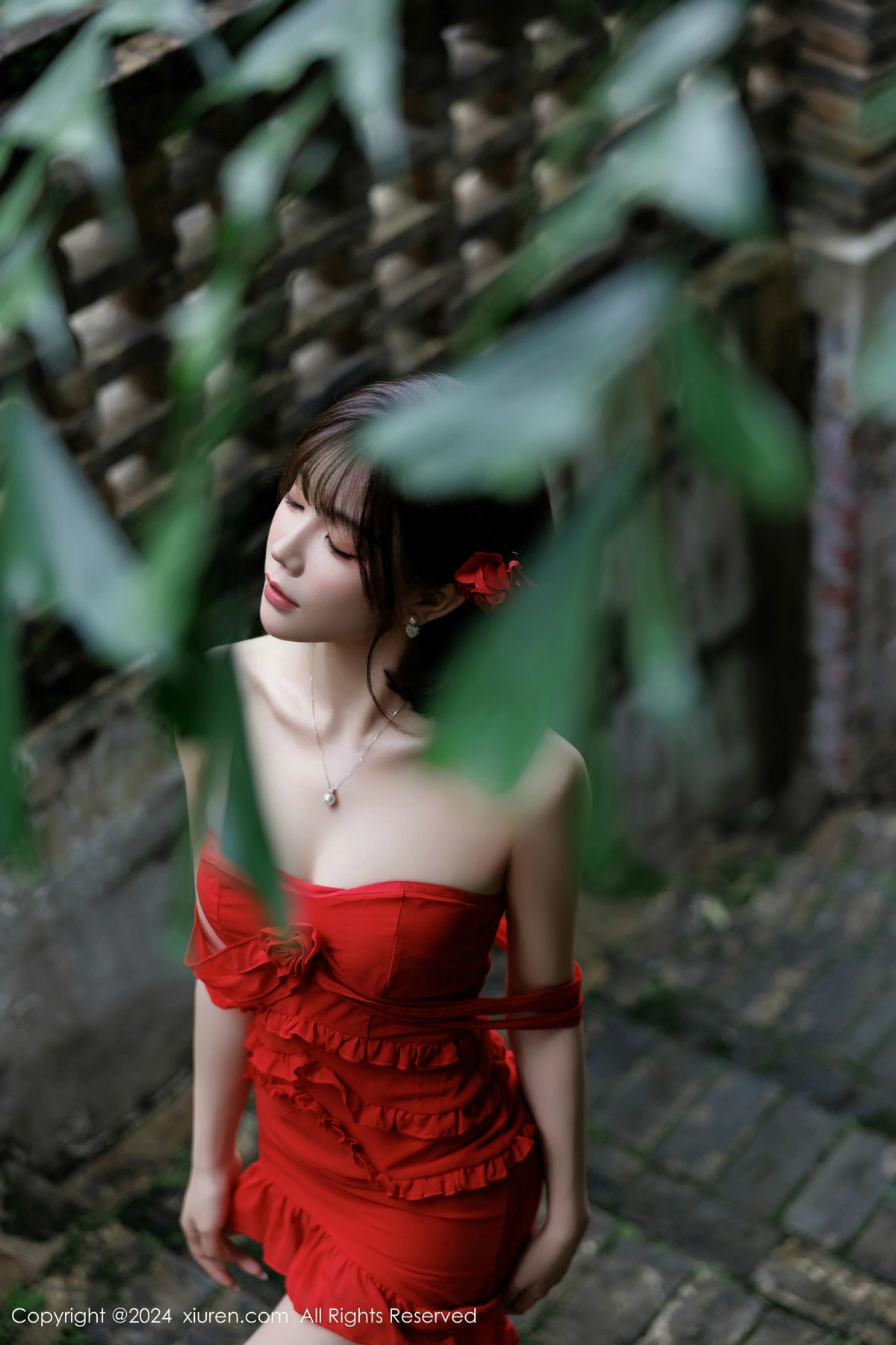 [XiuRen]高清写真图 2024.11.14 No.9449 徐莉芝Booty 黑丝美腿