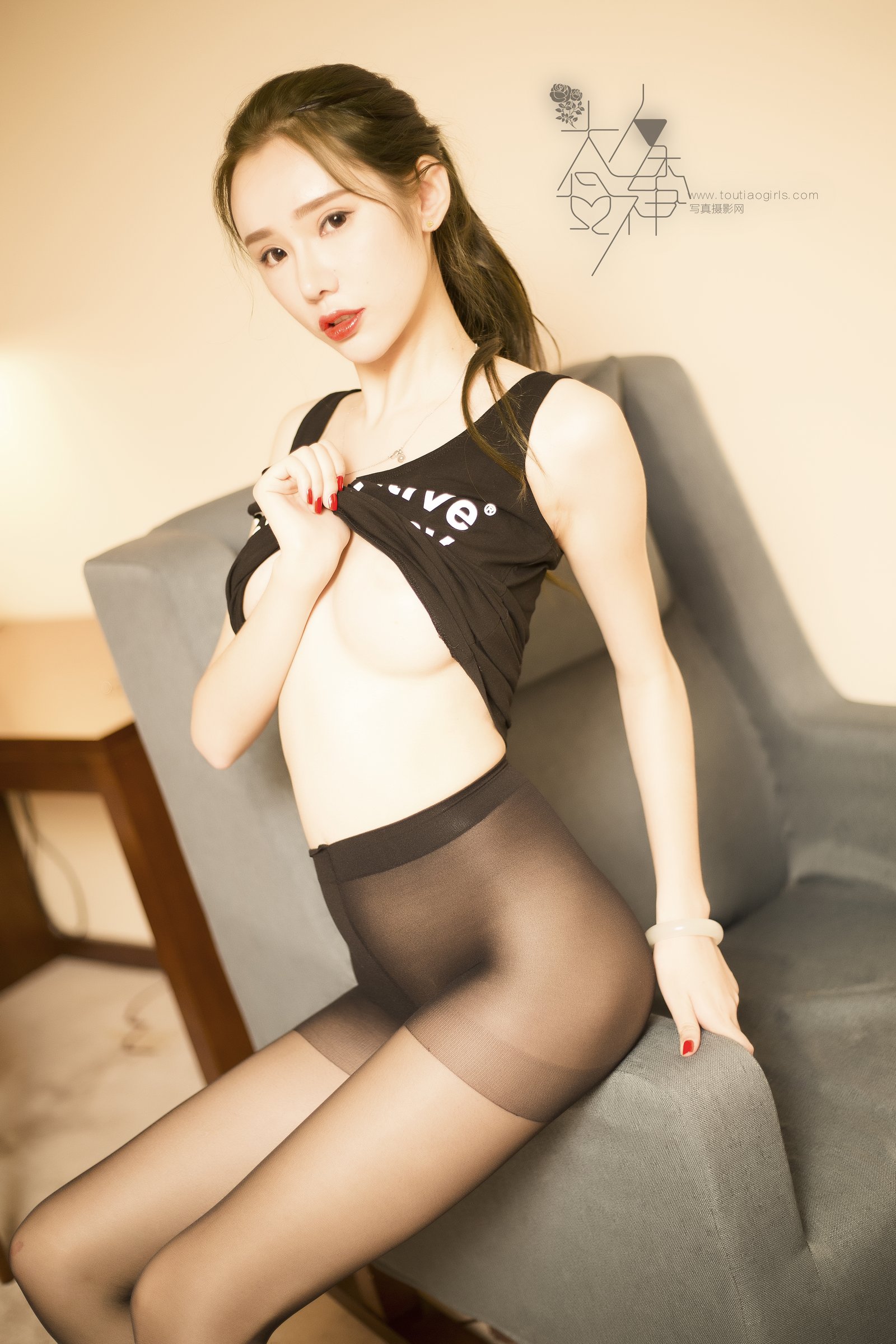 萌琪琪 [TouTiao头条女神]高清写真图2016-11-06 黑丝物语