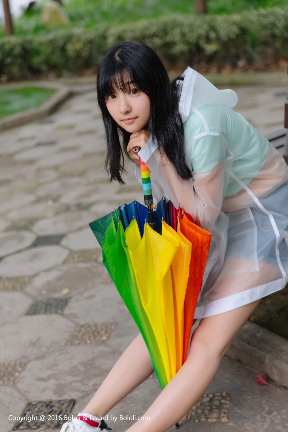 周闻- [Kimoe激萌文化]高清写真图 KIM.021 雨后漫步