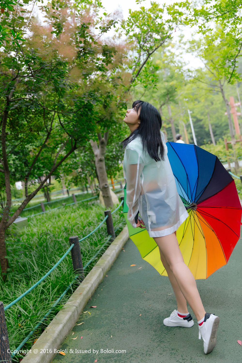周闻- [Kimoe激萌文化]高清写真图 KIM.021 雨后漫步