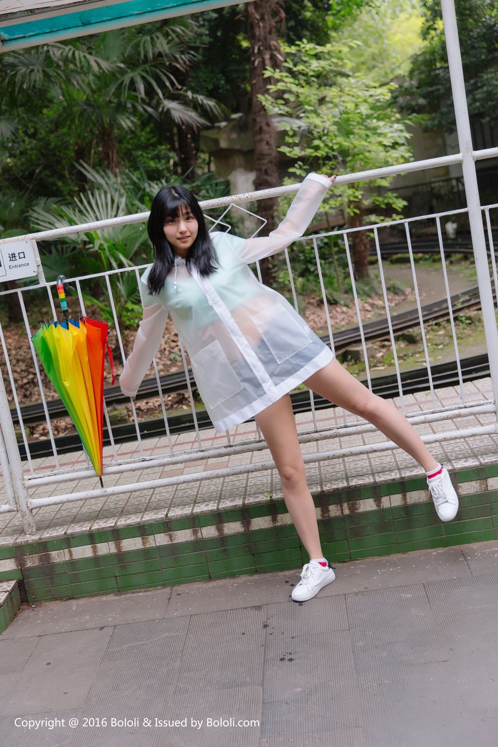 周闻- [Kimoe激萌文化]高清写真图 KIM.021 雨后漫步