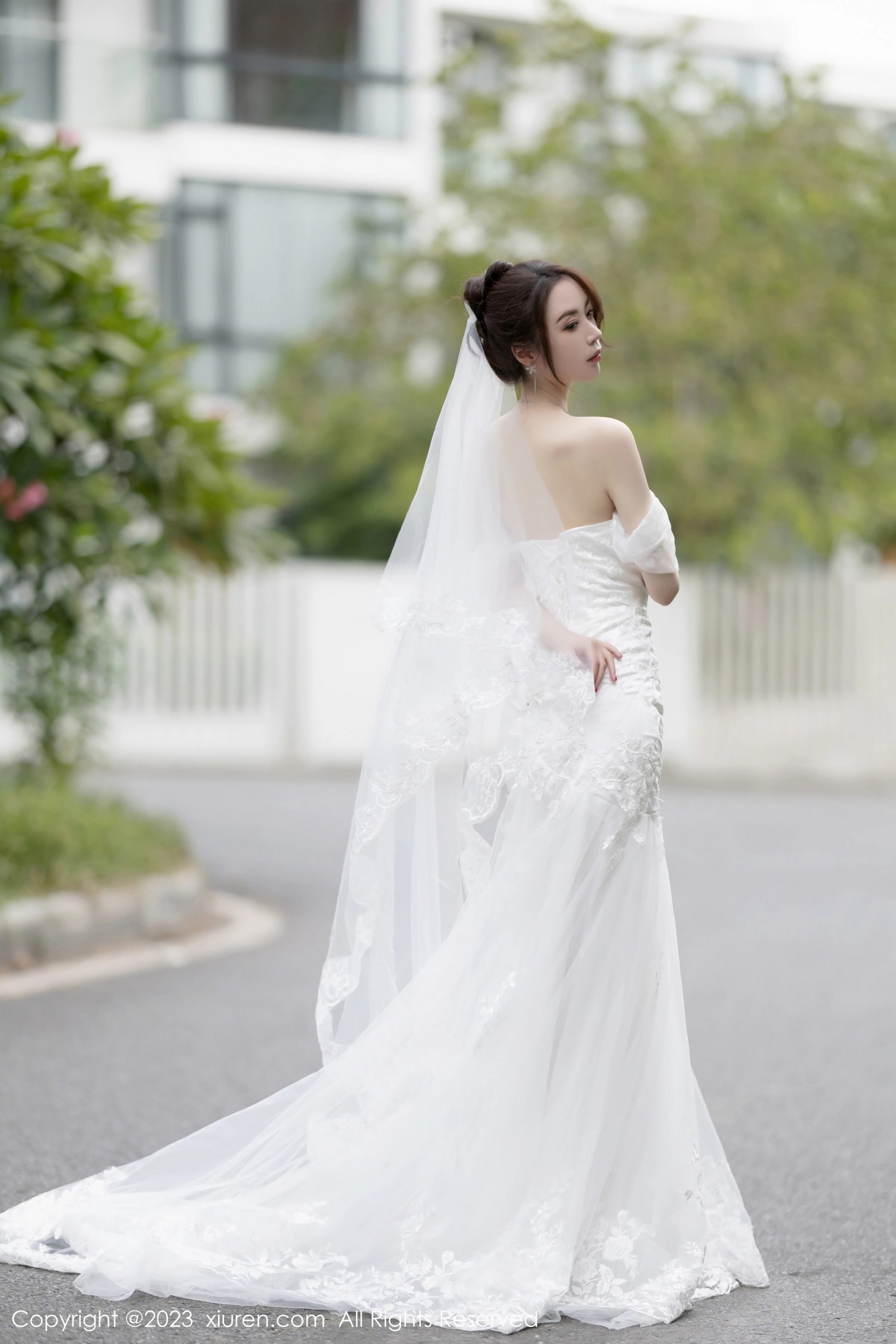 [XiuRen]高清写真图 2023.08.30 No.7310 梦心玥 婚纱美腿