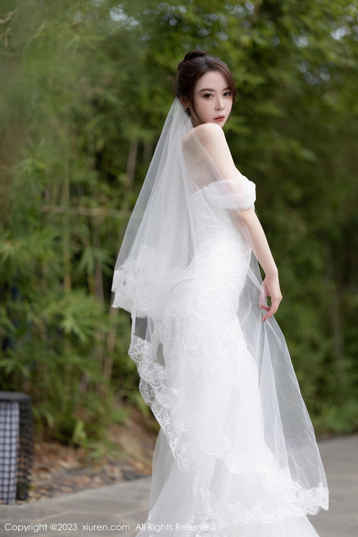 [XiuRen]高清写真图 2023.08.30 No.7310 梦心玥 婚纱美腿
