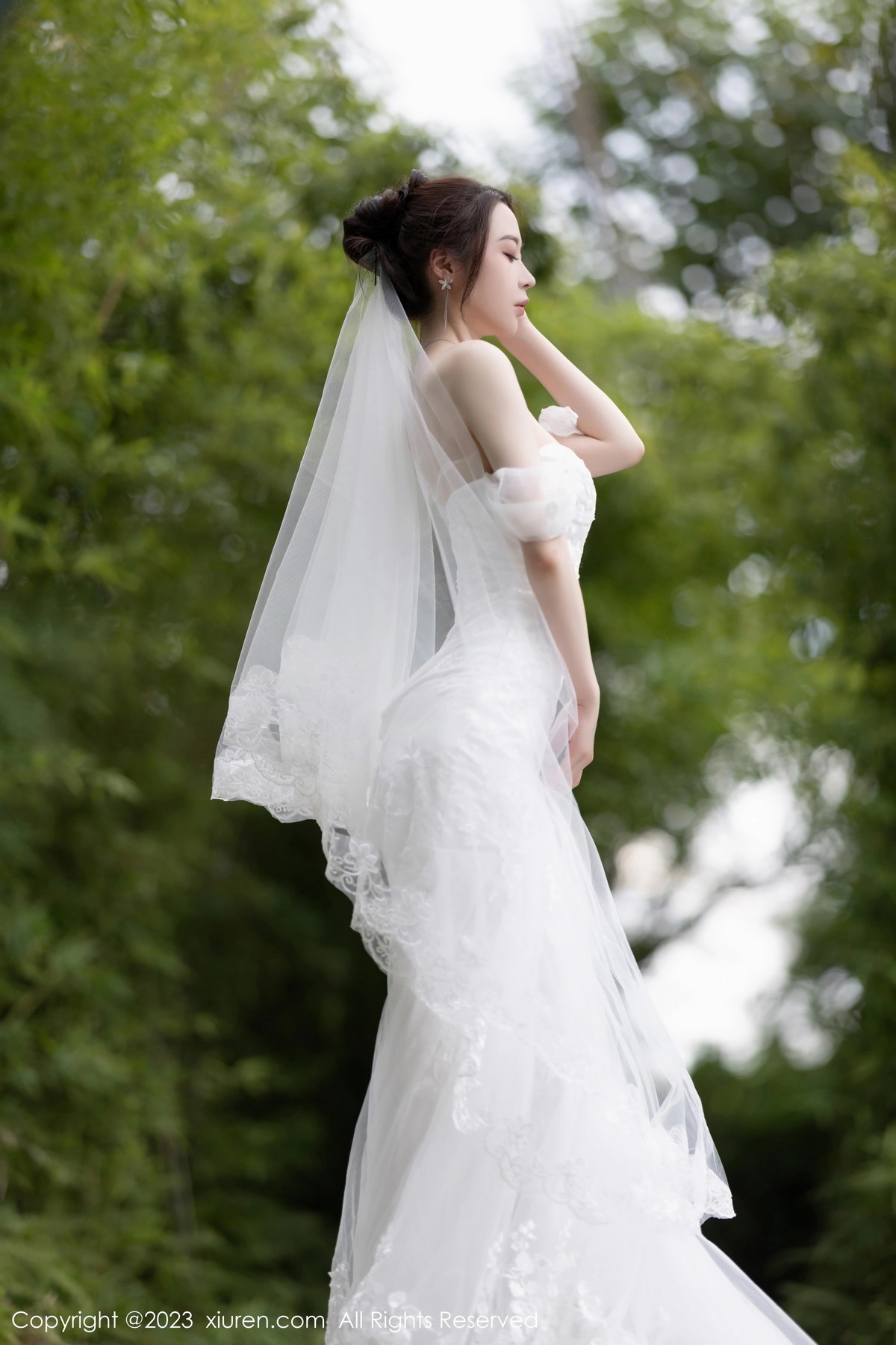 [XiuRen]高清写真图 2023.08.30 No.7310 梦心玥 婚纱美腿