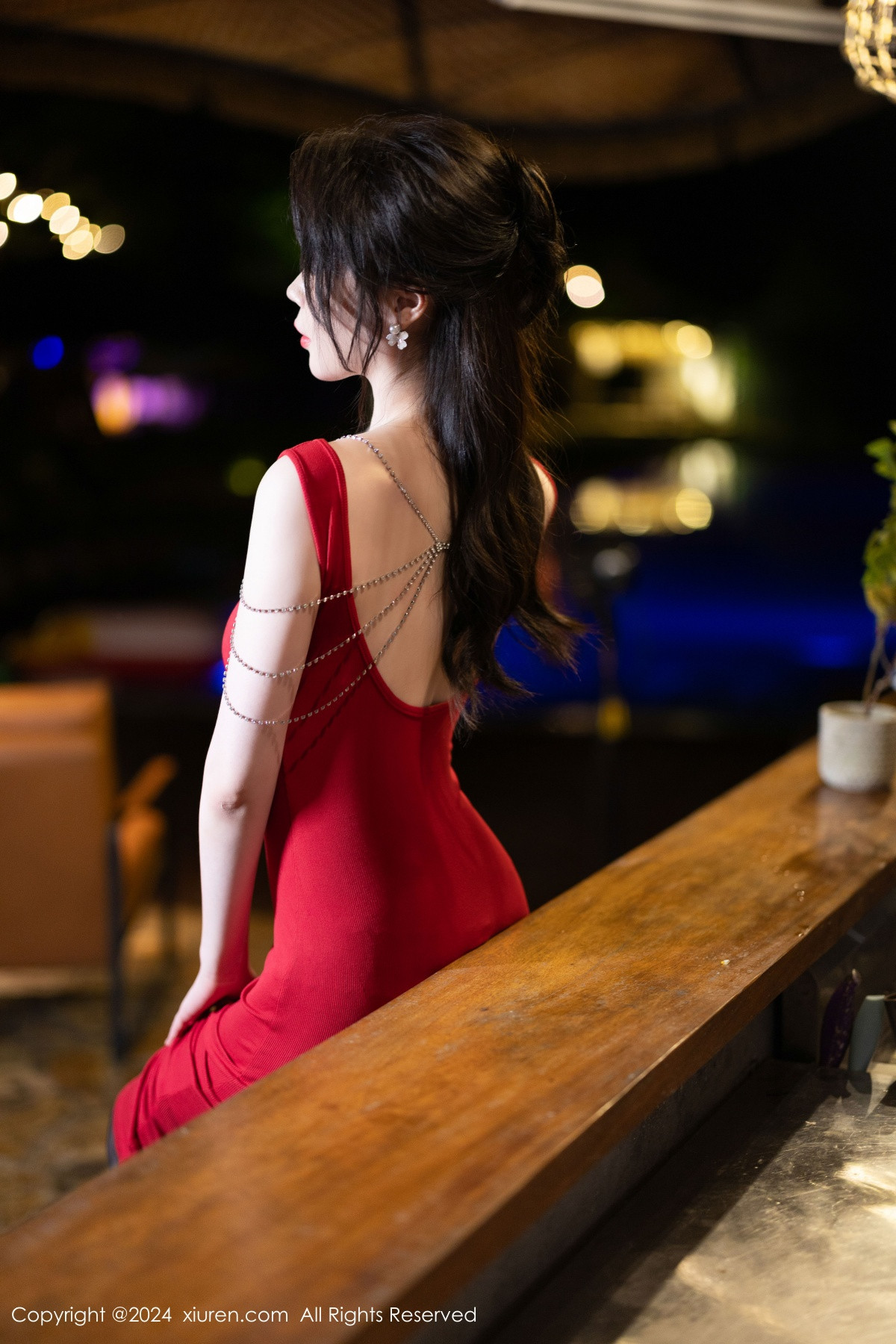 [XiuRen]高清写真图 2024.10.15 No.9291 梦心玥 黑丝美腿