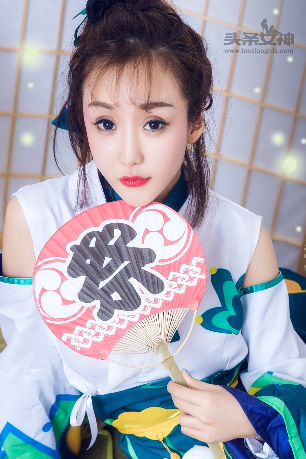 小米粒- [TouTiao头条女神]高清写真图 2017-3-25 最美莹草COS