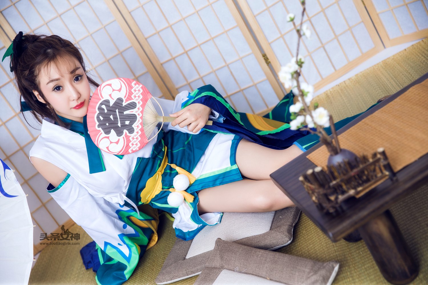 小米粒- [TouTiao头条女神]高清写真图 2017-3-25 最美莹草COS