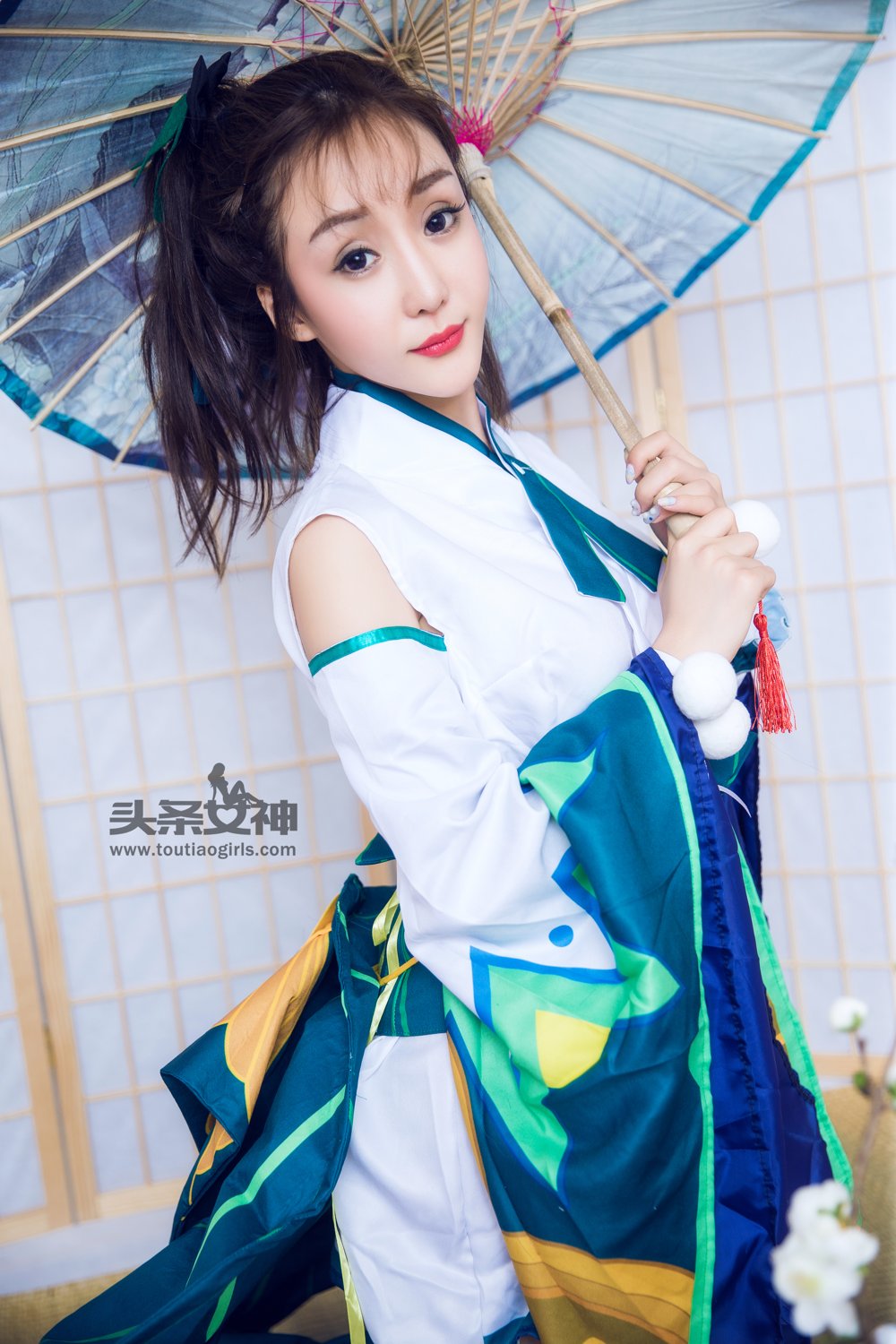 小米粒- [TouTiao头条女神]高清写真图 2017-3-25 最美莹草COS