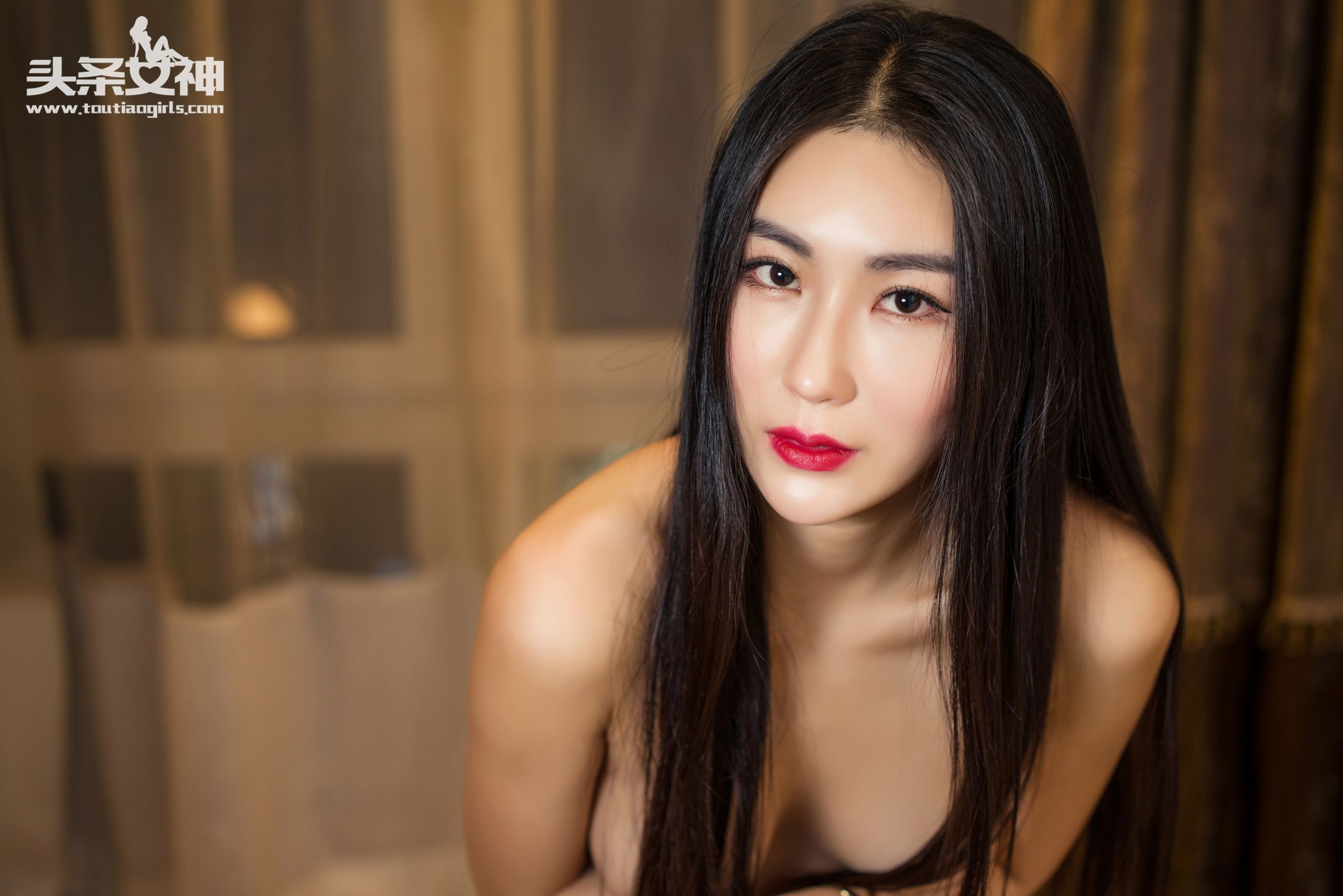 暧妮 [TouTiao头条女神]高清写真图2016-05-06 死在你怀里