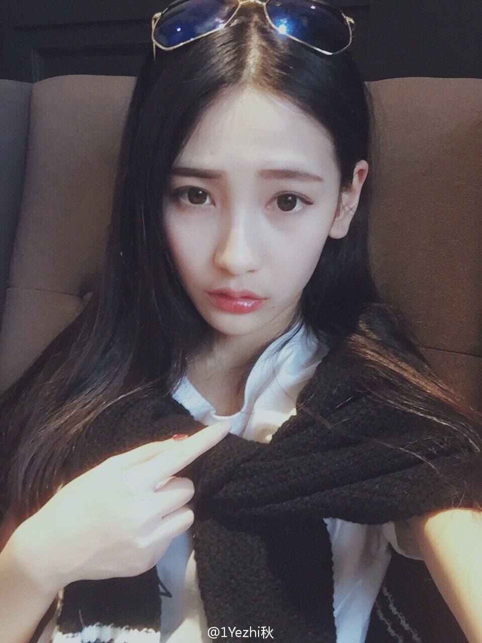 叶知秋 很有诗意的大美女私房图