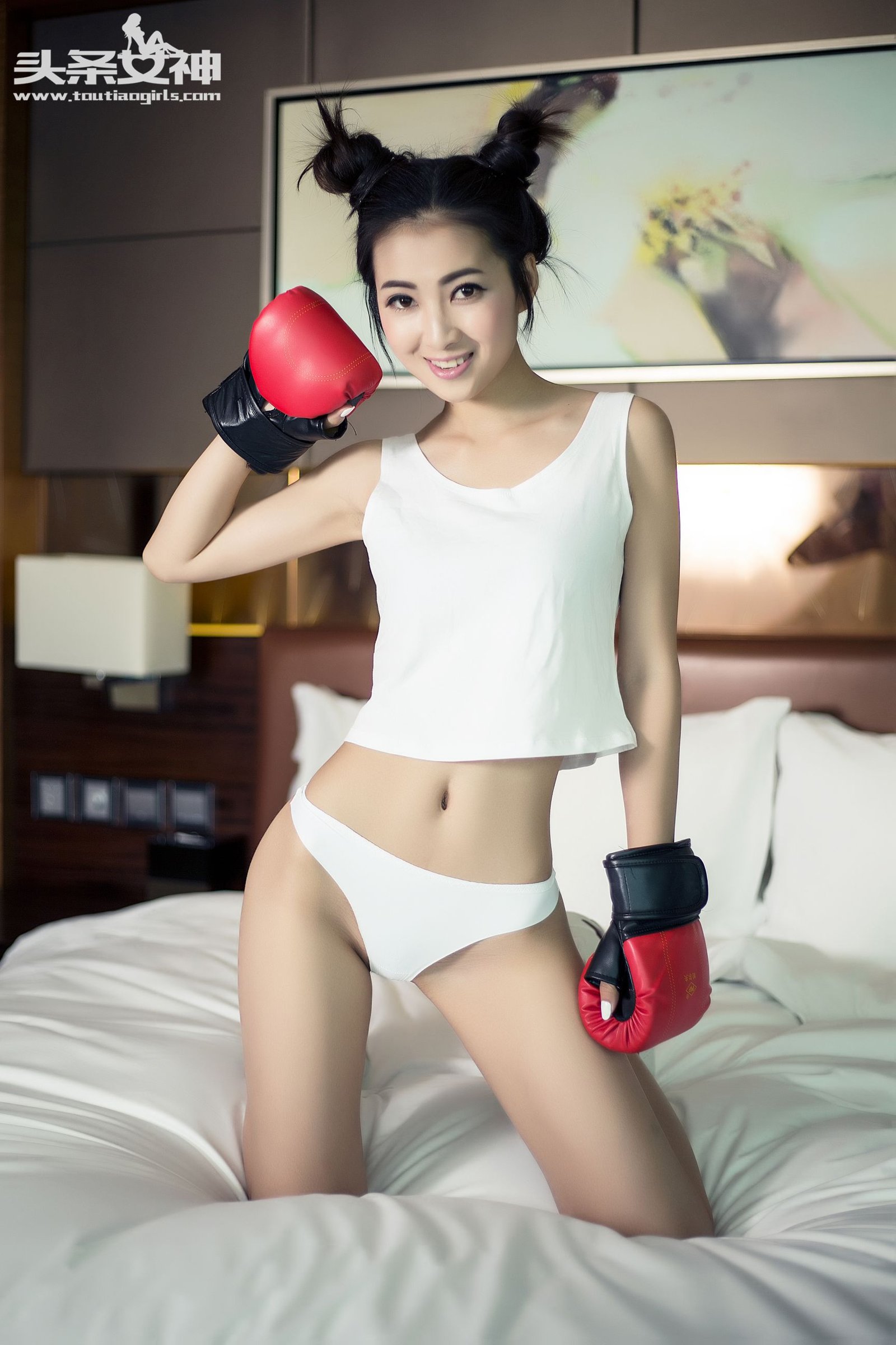 张爽 [TouTiao头条女神]高清写真图2016-06-27 16岁小萝莉的定义