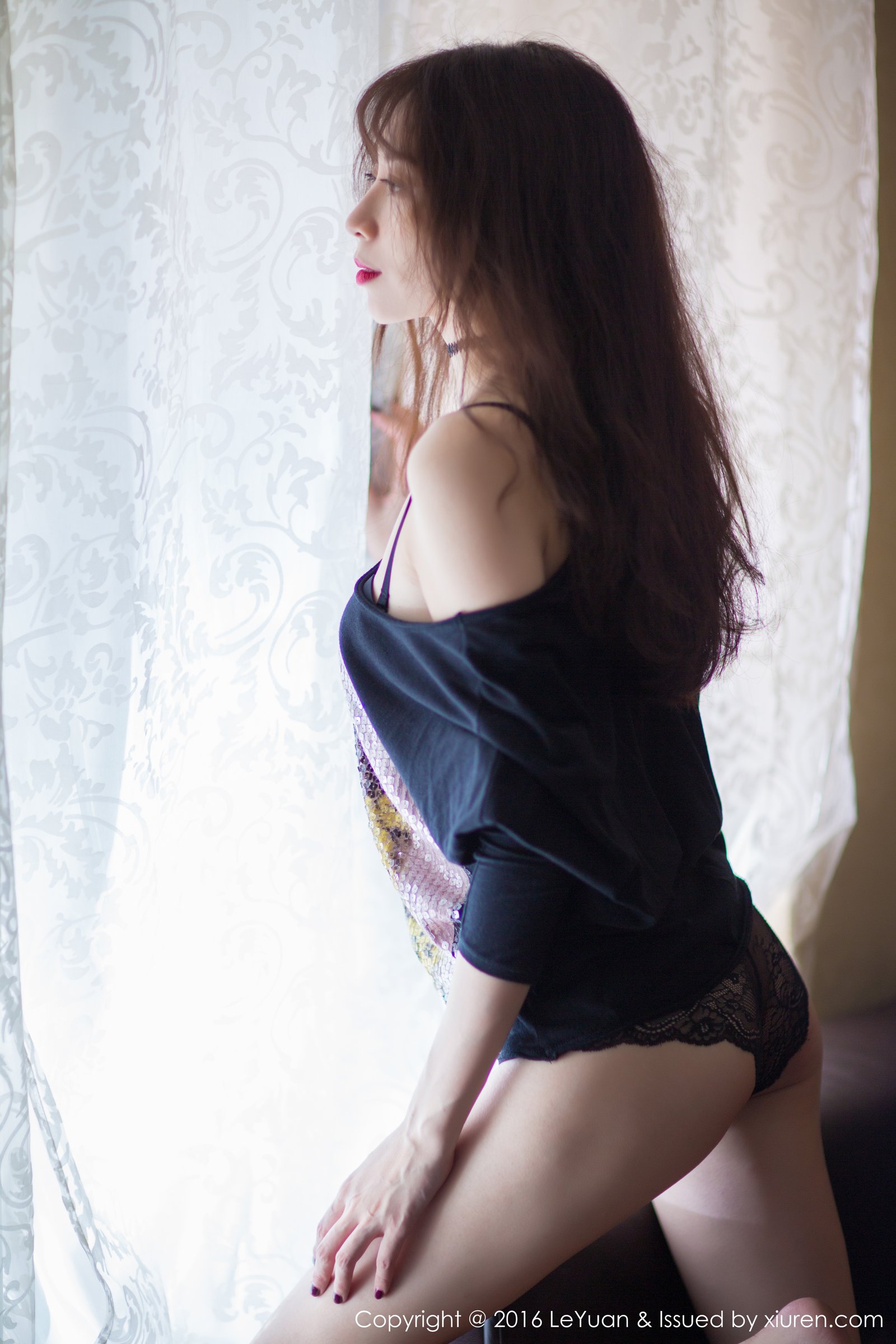 楚琪kiki [LeYuan星乐园]高清写真图2016.08.09 VOL.006