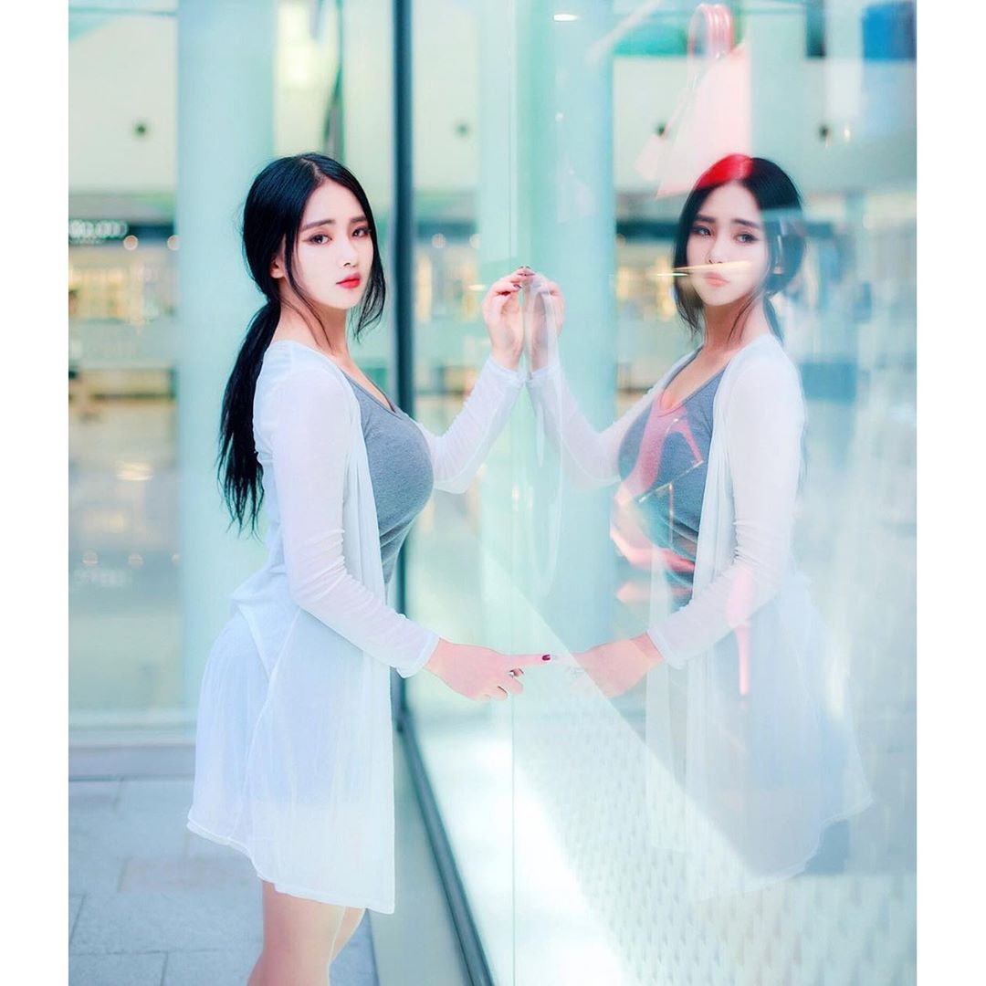 jeee622 不科学的超胸韩妹私房照诱惑写真图