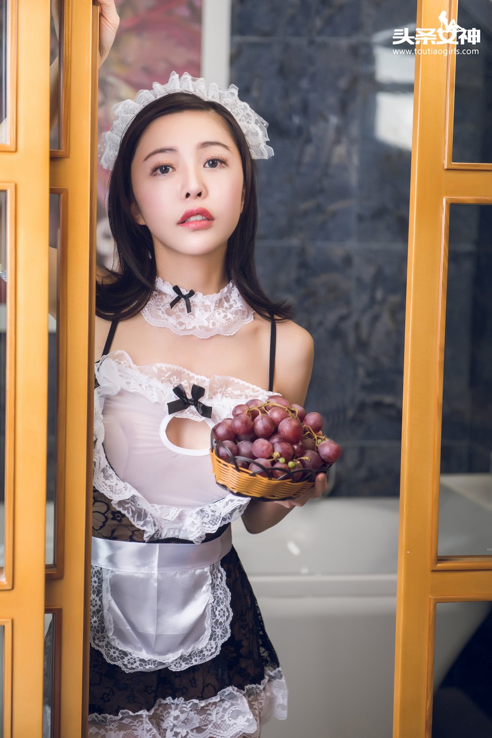 小爱 [TouTiao头条女神]高清写真图2016-12-23 人间の绘画