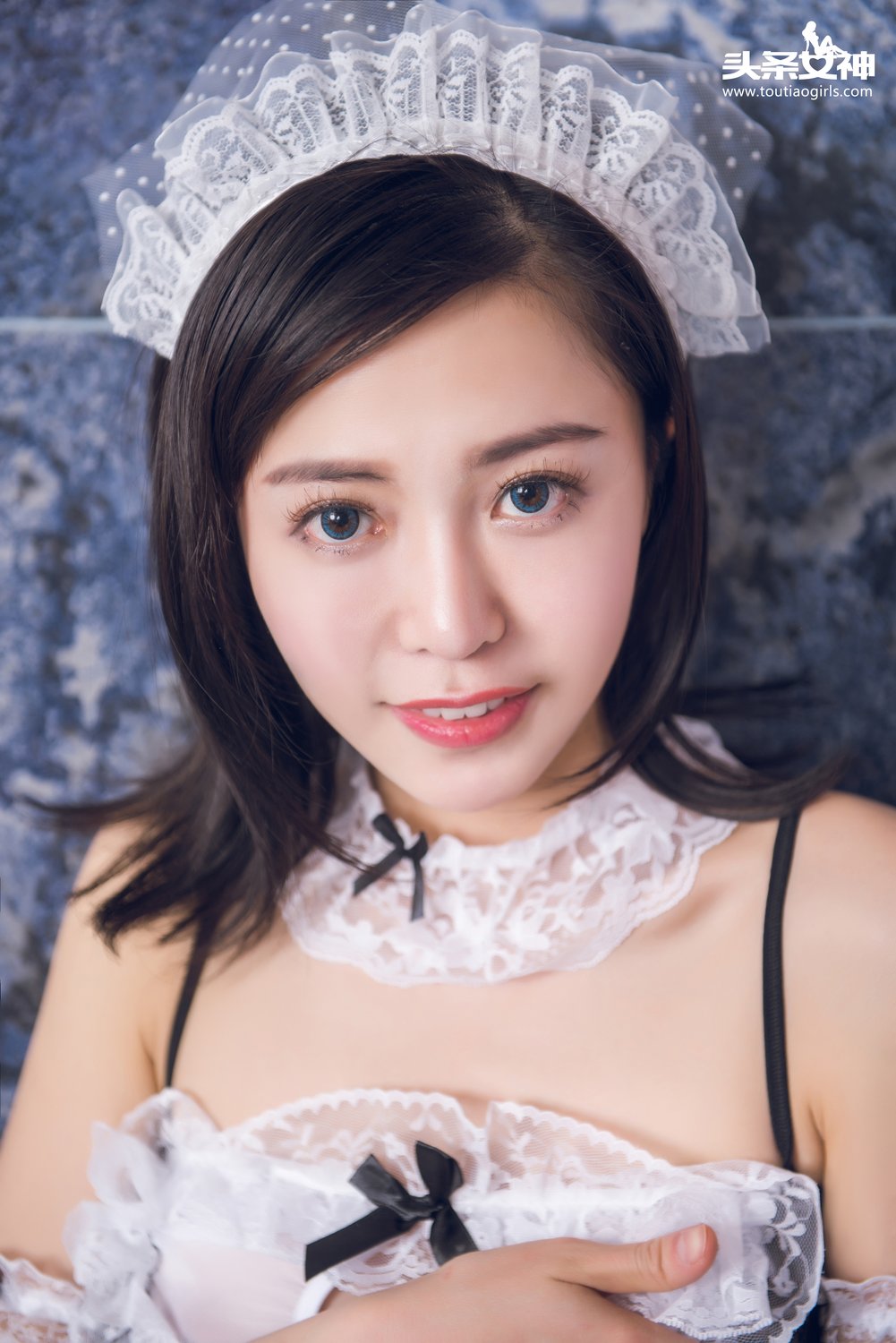 小爱 [TouTiao头条女神]高清写真图2016-12-23 人间の绘画