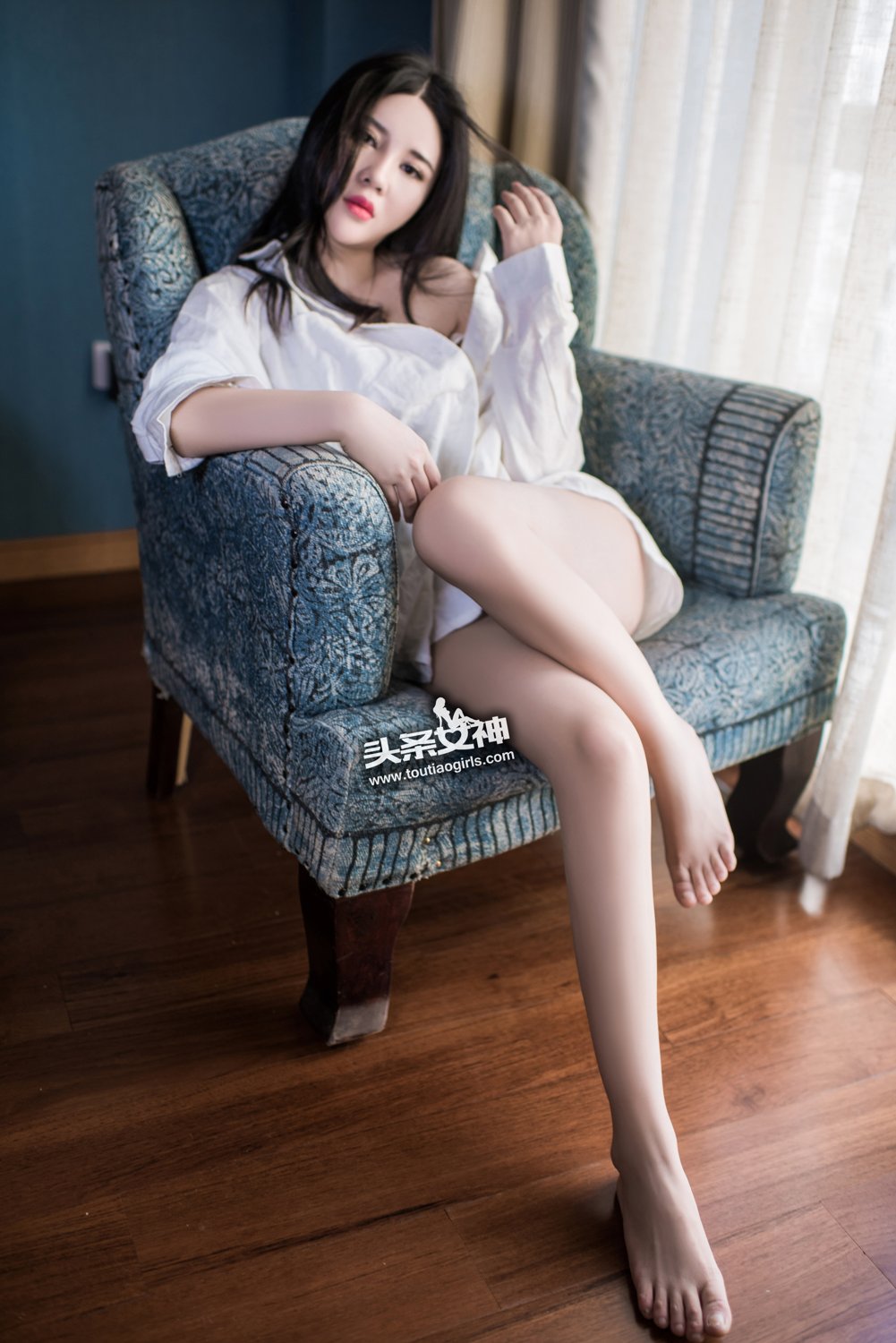 可儿- [TouTiao头条女神]高清写真图 2017-03-19 性感开发