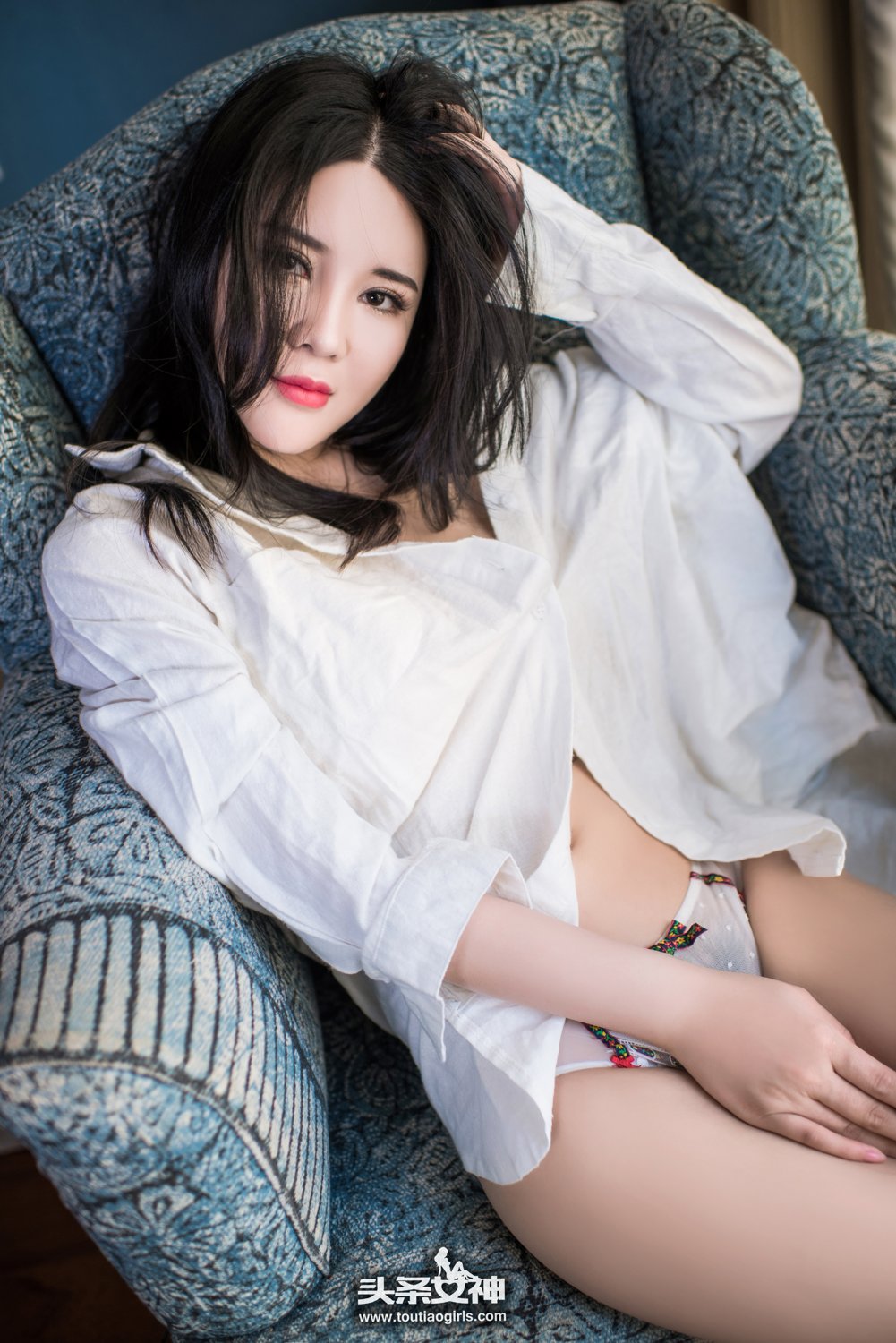 可儿- [TouTiao头条女神]高清写真图 2017-03-19 性感开发