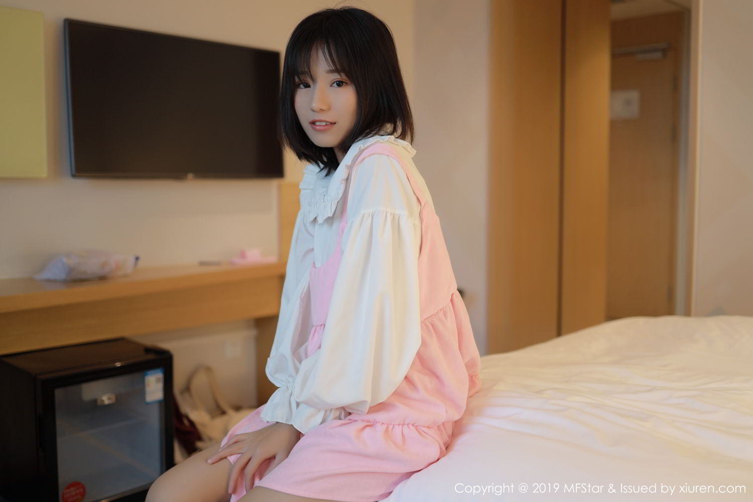 [MFStar]高清写真图 2019.08.19 VOL.210 Baileys 香儿